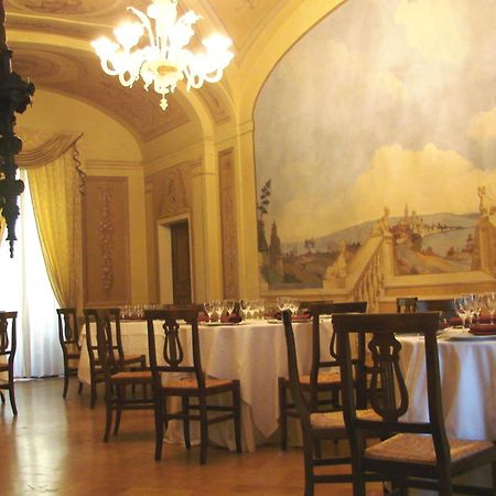 Hotel Palazzo Brunamonti Bevagna Luaran gambar