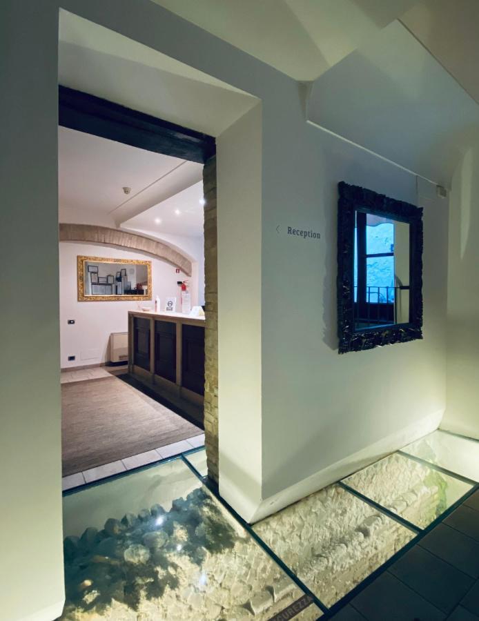 Hotel Palazzo Brunamonti Bevagna Luaran gambar